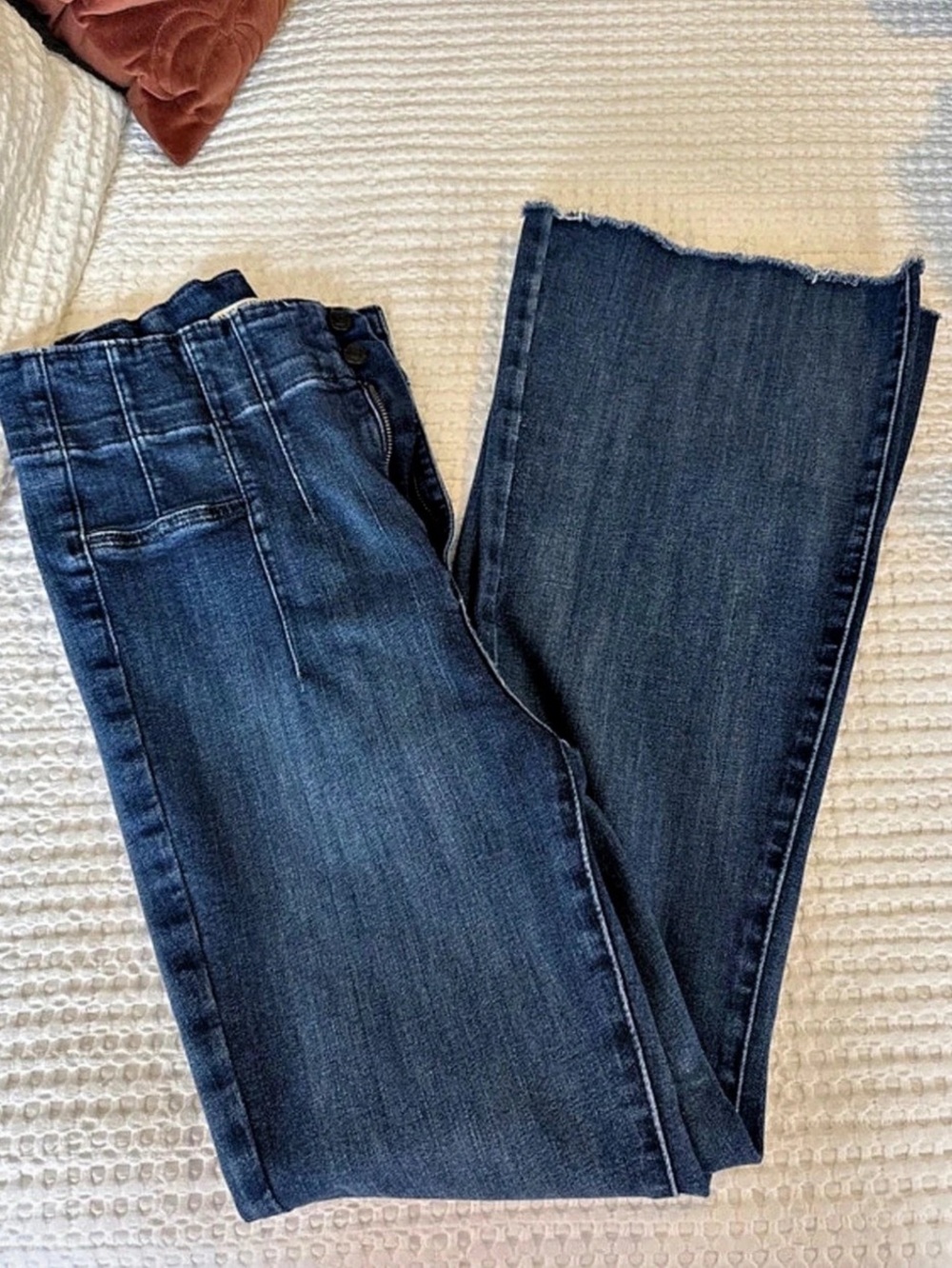 We The Free Wide Leg Jeans in Blue Waist 31 Like New